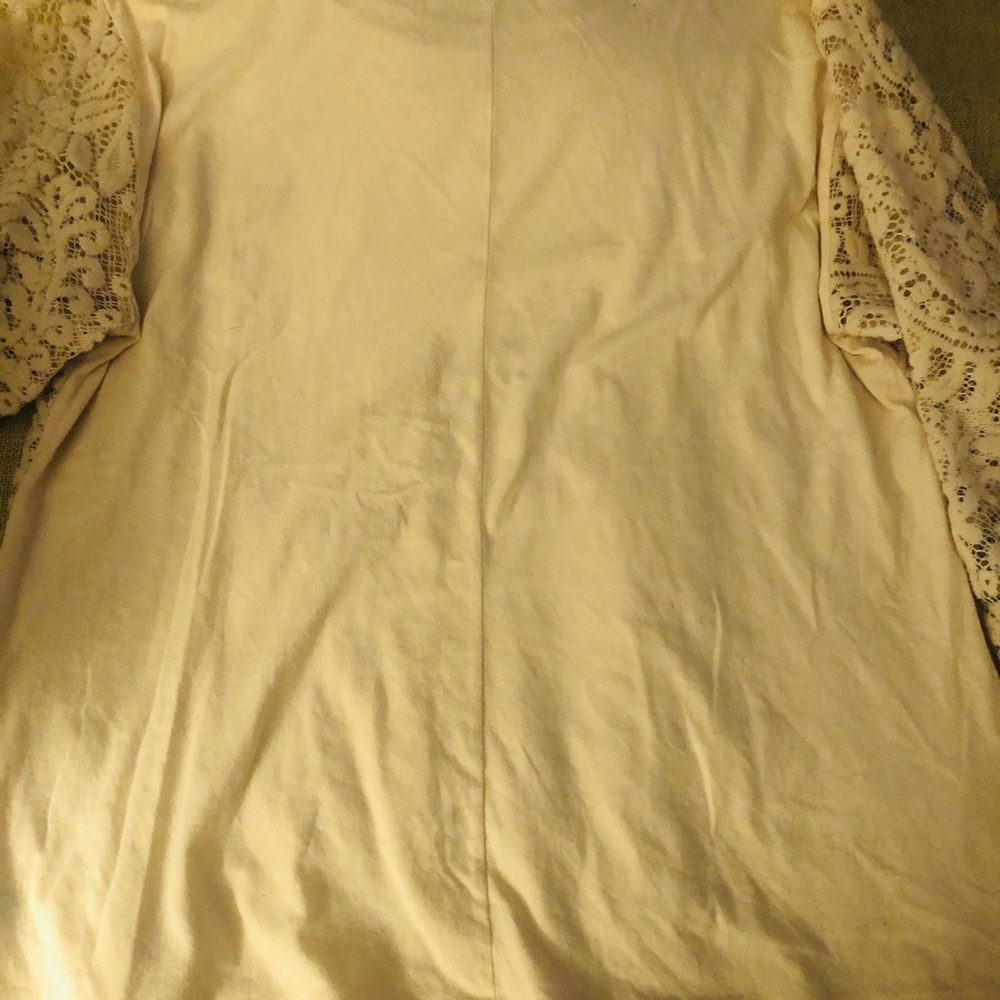Lane Bryant Long Sleeve Lace Design Front Top | Size 14/16 - Picture 2 of 4